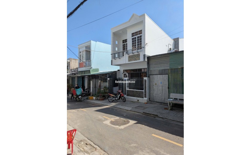 Cho Thuê Nhà Bắc Nha Trang – 3PN – Đường Rộng 8m Có Vỉa Hè – 11tr